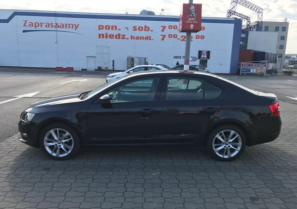 Skoda Octavia cena 64900 przebieg: 56000, rok produkcji 2018 z Warszawa małe 92